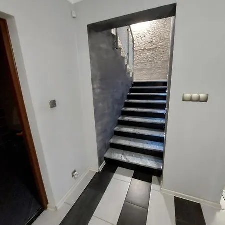 Semesterbostad Miig Jacuzzi & Sauna Zator Oświęcim